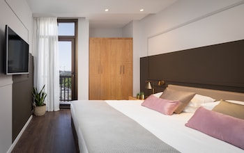 Suite (Low Floor)