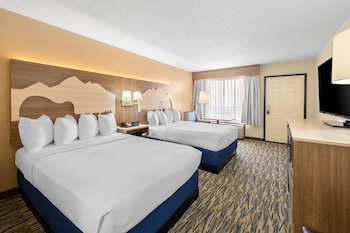 Standard Room, 2 Double Beds, Non Smoking, Refrigerator & Microwave