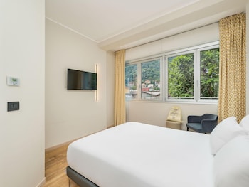 Superior Room, 1 Queen Bed
