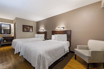 Deluxe Room, 2 Double Beds (Smoke Free)