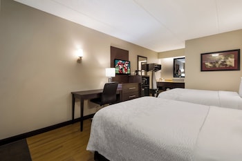 Deluxe Room, 2 Double Beds (Smoke Free)