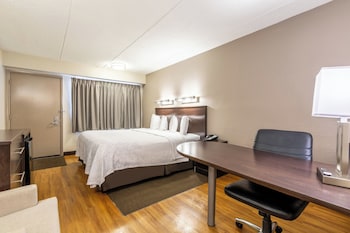 Superior Room, 1 King Bed (Smoke Free)