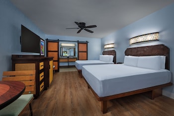 Water or Pool View. Wheelchair accessible with tub and option for hearing accessibility. 2 queen bed