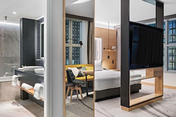 Junior Suite, 1 King Bed