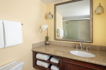 Suite, 1 Bedroom, Oceanfront (King)