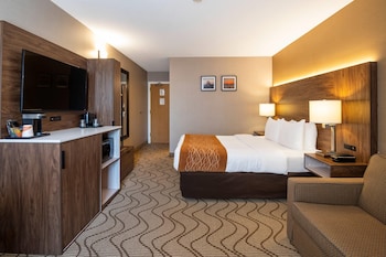 Standard Room, 1 Queen Bed with Sofa bed, Non Smoking/Upper Floor