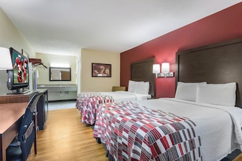 Deluxe Room, 2 Double Beds, Accessible, Non Smoking (Roll-In Shower)