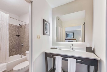 Suite, 1 King Bed, Non Smoking, Hot Tub