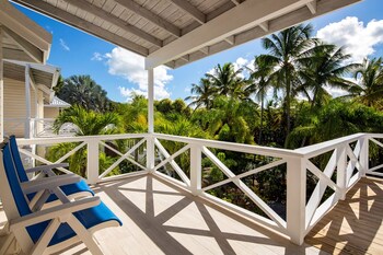 Deluxe Beachfront