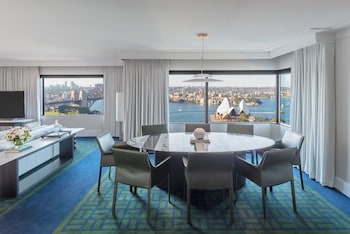 1 King Royal Opera Suite Club Intercontinental Access