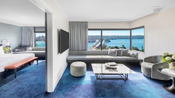 2 Double 1 Bedroom Suite Bridge View