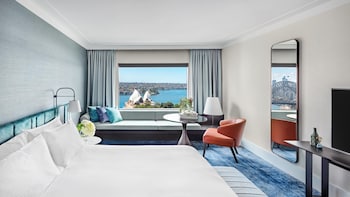 1 King Classic Opera House View