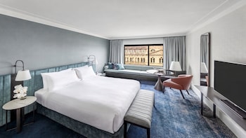 Classic Room, 1 King Bed (Heritage View)