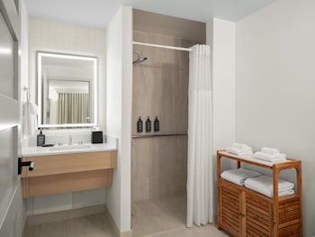 Room, 1 King Bed (Mobility Accessible, Roll-In Shower)