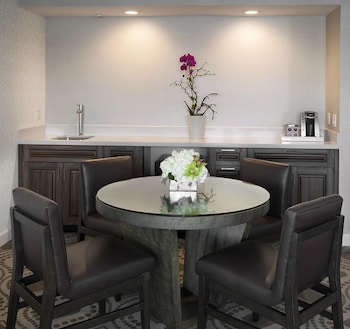 Suite (Captain's)