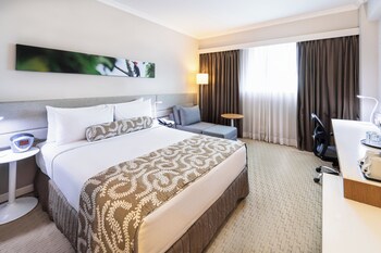 Standard Room, 1 Queen Bed, Mountain View