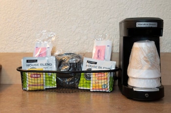 Superior Room, 1 King Bed, Accessible (Smoke Free)
