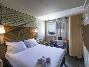 Superior Double Room, 1 Double Bed, River View
