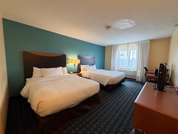 Standard Room, 2 Queen Beds, Non Smoking