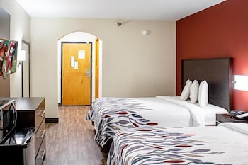 Deluxe Room, 2 Queen Beds (Smoke Free)