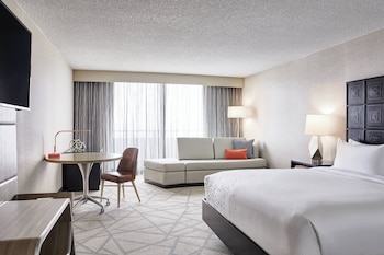 Room, 1 King Bed (Hearing Accessible)