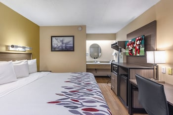 Deluxe Room, 1 King Bed (Smoke Free)