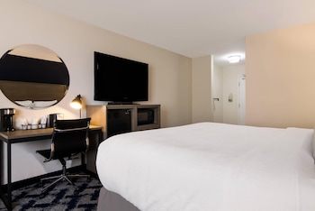 Standard Room, 1 King Bed, Non Smoking