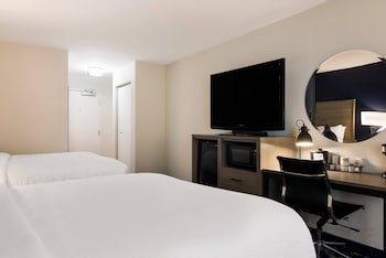 Standard Room, 2 Queen Beds, Non-Smoking