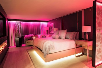 Luxury Room, 1 King Bed