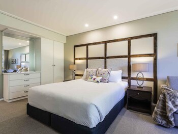 Studio, 1 King Bed