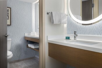Room, 2 Queen Beds, Microwave