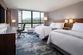 Room, 2 Double Beds, Pool View