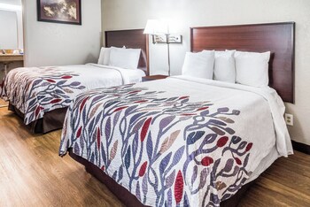 Deluxe Room, 2 Double Beds (Smoke Free)
