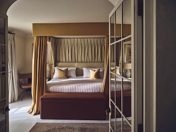 Suite, 1 Bedroom (Garden)