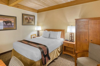 Standard Room, 1 Queen Bed, Non Smoking