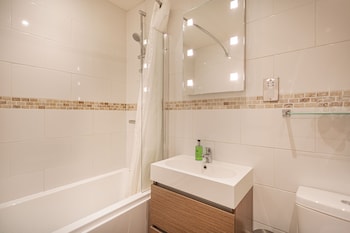 Classic Twin Room