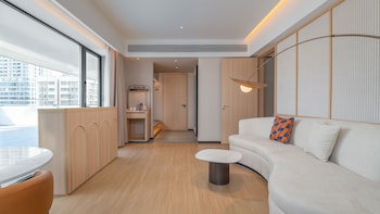 1 Bedroom Suite Balcony