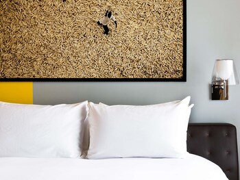 Suite, 2 Twin Beds, Balcony