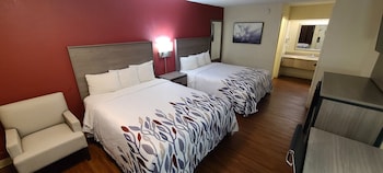 Deluxe Room, 2 Queen Beds, Non Smoking