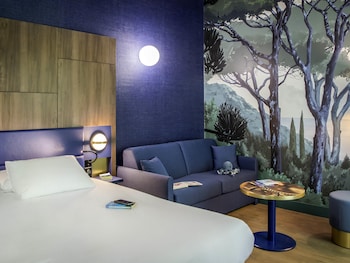 Junior Suite, 1 Double Bed, Garden View