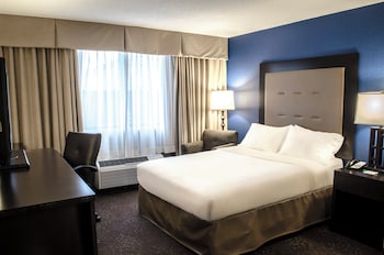 Standard Room, 1 Queen Bed, Mobility Accessible (Communications)