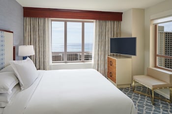 Suite, 2 Bedrooms, Ocean View (2 Kings or 1 King & 2 Doubles)