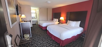 Standard Suite, 2 Queen Beds