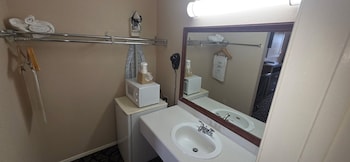 Standard Suite, 2 Queen Beds