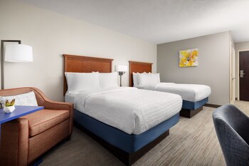 2 Double Beds Non-Smoking