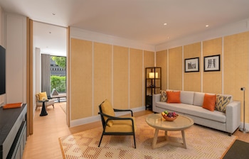 Villa (Garden)