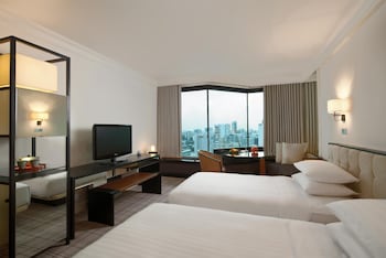 Room, 2 Twin Beds, City View (High Floor, Club Access)