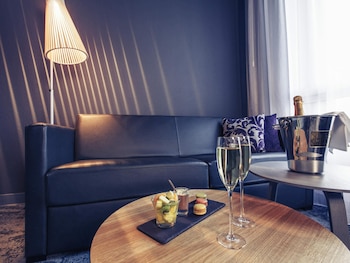 Privilege, Junior Suite, 1 King Bed with Sofa bed