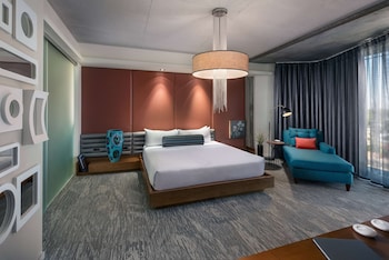 Two Bedroom Tower Suite King
