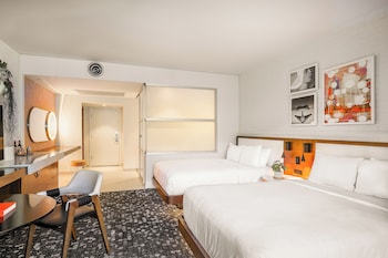 Two Bedroom Hideaway Suite Double